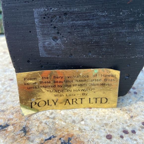 Vintage Hawaii poly art Ltd souvenir statue A19 - Picture 2 of 2